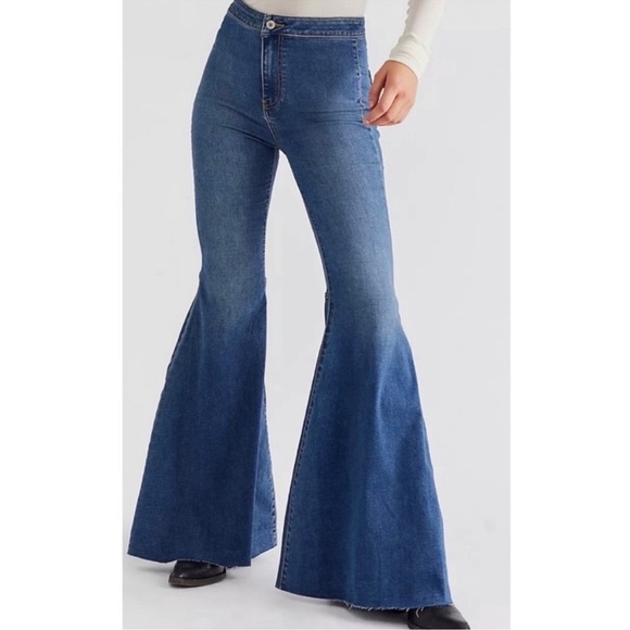 Free People Blue Flare Wide Leg Jeans Size 27 Short High Rise Denim - Picture 4 of 12